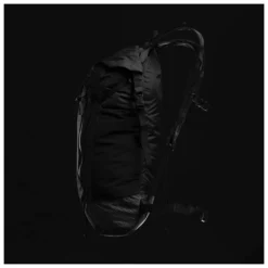 Matador Freerain22 Waterproof Packable Backpack - Walking Backpack -Outdoor Sports Gear matador freerain22 waterproof packable backpack walking backpack detail 4